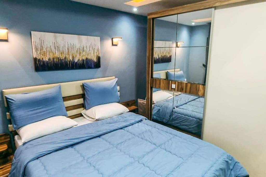 Luxury Vip Apartment カイロ エクステリア 写真
